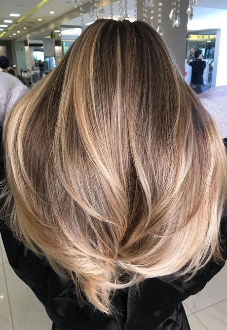 Ombre hairstyle 2021 ombre-hairstyle-2021-21_9