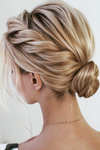 Prom hairstyles 2021 prom-hairstyles-2021-35_15