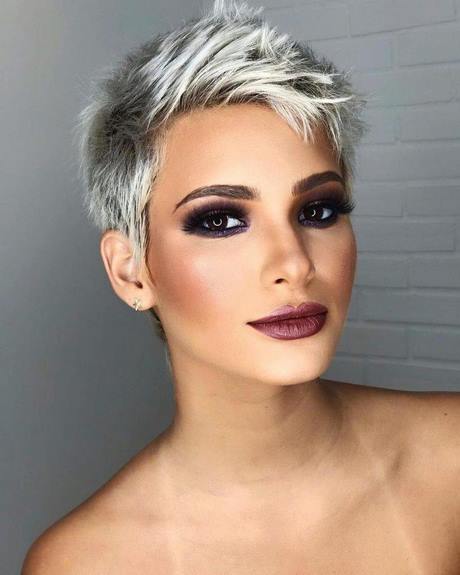 Short hairstyles for ladies 2021 short-hairstyles-for-ladies-2021-10_2