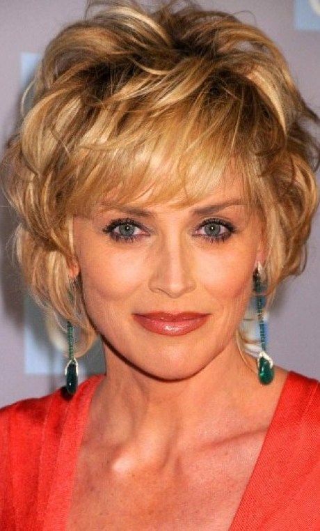 Short hairstyles for women over 50 2021 short-hairstyles-for-women-over-50-2021-03_2