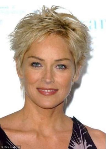 Short hairstyles for women over 50 for 2021