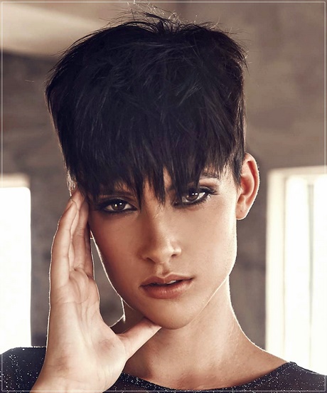 Short hairstyles with bangs 2021 short-hairstyles-with-bangs-2021-93_5