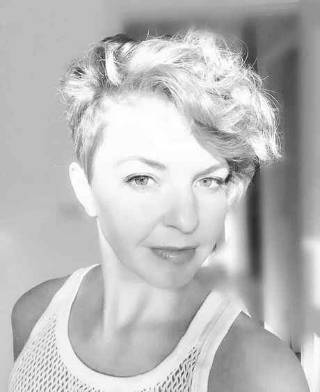 Short hairstyles women over 50 2021 short-hairstyles-women-over-50-2021-45_19