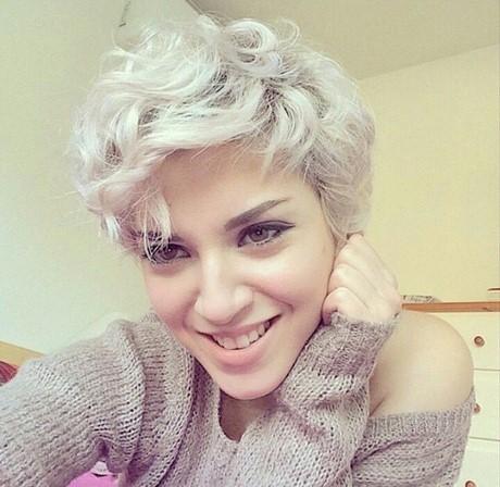 Best pixie cuts for curly hair best-pixie-cuts-for-curly-hair-19_18