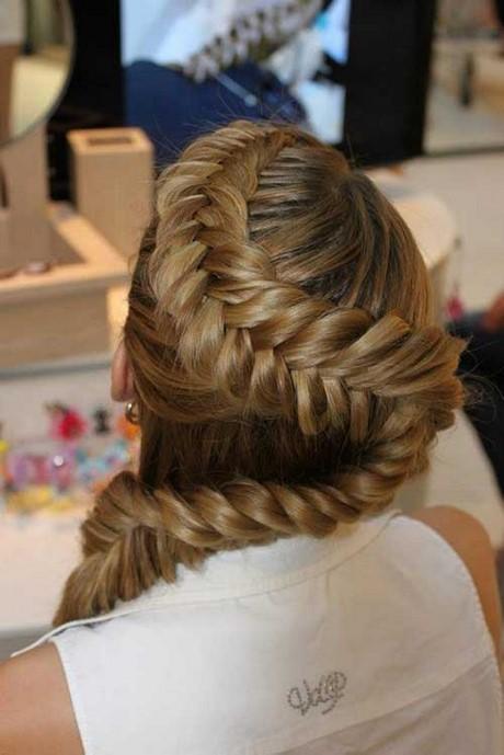 Cute simple braided hairstyles cute-simple-braided-hairstyles-61_12