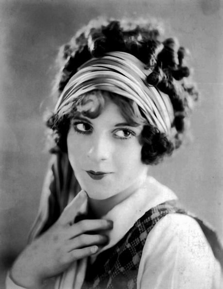 1920s long hairstyles 1920s-long-hairstyles-46_2