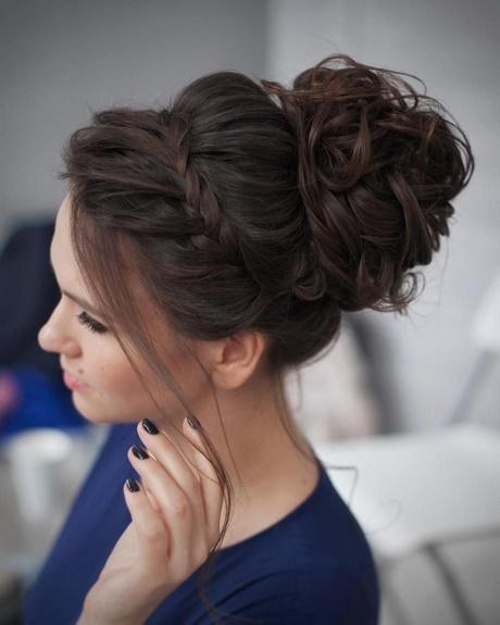 An updo hairstyle an-updo-hairstyle-22_3