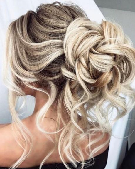 Evening hairstyles 2018 evening-hairstyles-2018-97_4