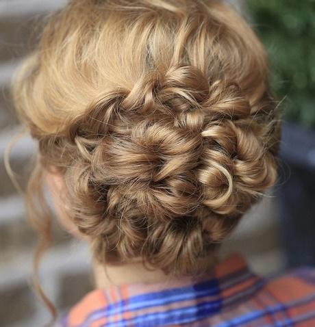 Gorgeous updos for long hair