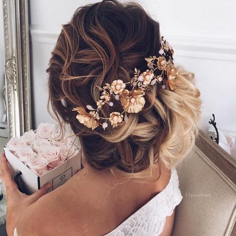Gorgeous updos for long hair gorgeous-updos-for-long-hair-63_14