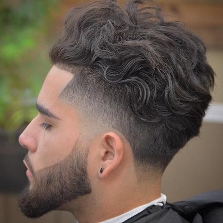 Haircuts for men with wavy hair haircuts-for-men-with-wavy-hair-32_11