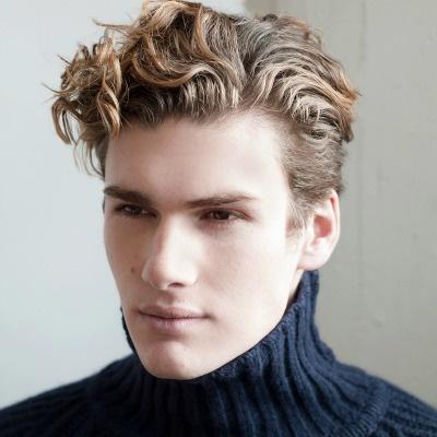Haircuts for men with wavy hair haircuts-for-men-with-wavy-hair-32_17