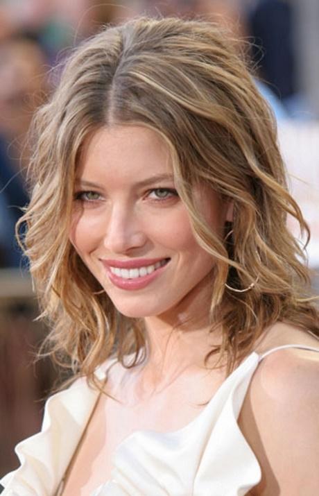 Hairstyles for fine wavy hair
