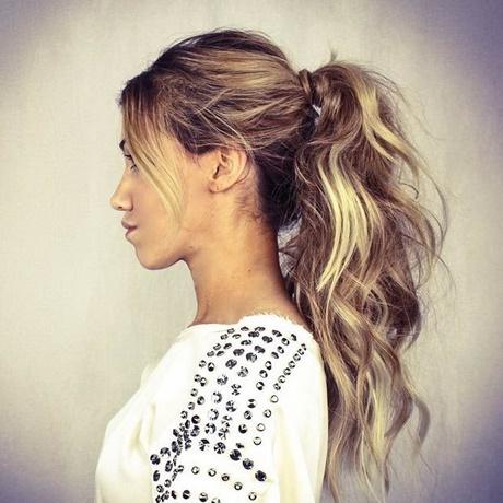 Hairstyles up 2018 hairstyles-up-2018-76_12