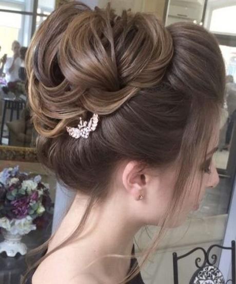 New updo hairstyles 2018 new-updo-hairstyles-2018-96_15