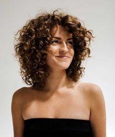 Short layered curly hair short-layered-curly-hair-75_5