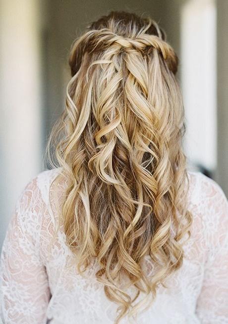 Simple bridesmaid hairstyles simple-bridesmaid-hairstyles-30_14