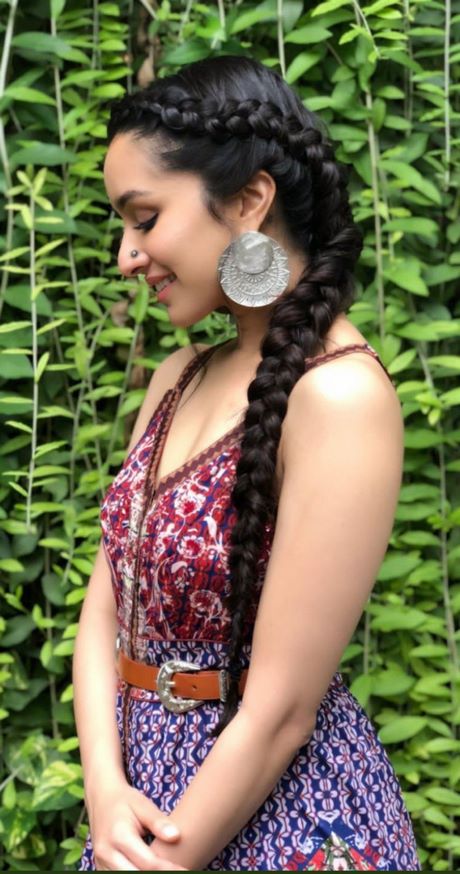 Bollywood hair style 2019 bollywood-hair-style-2019-01_9