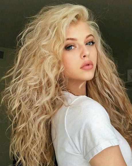 Curly hairstyles for long hair 2019