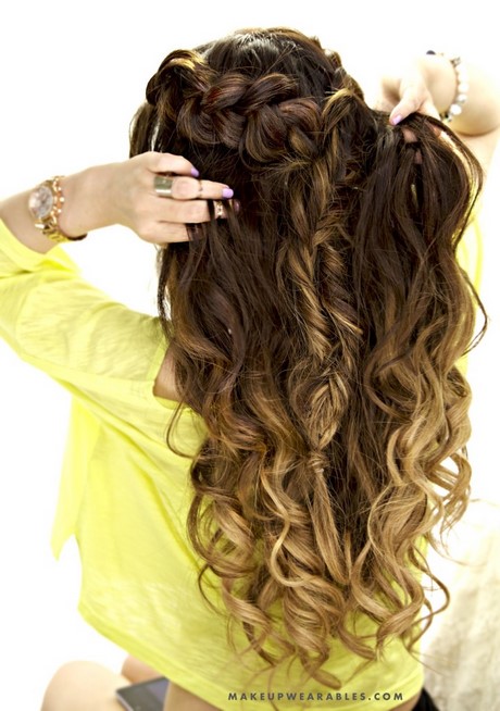 Cute easy hairstyles for long hair down cute-easy-hairstyles-for-long-hair-down-09_16