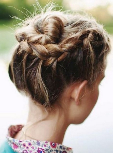 French updo for short hair french-updo-for-short-hair-71_18
