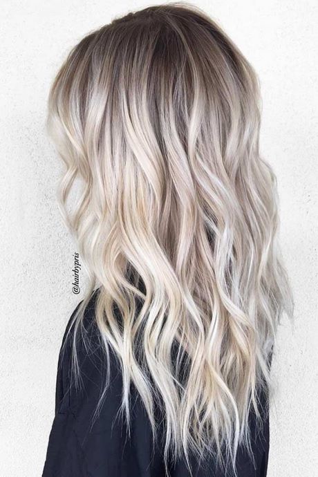 Hairstyles for long blonde hair 2019 hairstyles-for-long-blonde-hair-2019-30_4