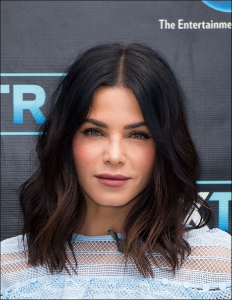 Hairstyles with side bangs 2019 hairstyles-with-side-bangs-2019-58_15
