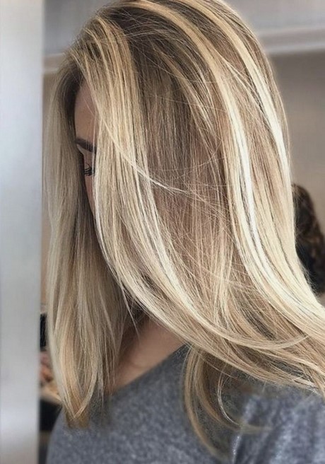 Hottest blonde hair color 2019 hottest-blonde-hair-color-2019-16_15