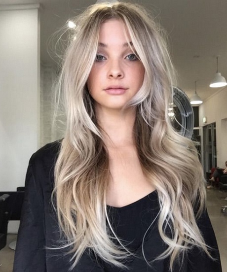 Latest layered hairstyles 2019 latest-layered-hairstyles-2019-12_7