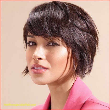 Latest womens short hairstyles 2019 latest-womens-short-hairstyles-2019-49_18