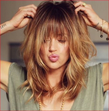 Long hairstyles with a fringe 2019 long-hairstyles-with-a-fringe-2019-10_8