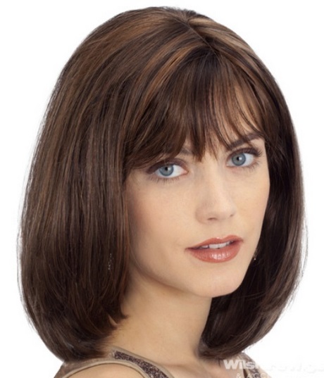 Medium cut hairstyles for round faces medium-cut-hairstyles-for-round-faces-12_3