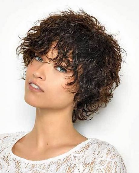 New short curly hairstyles 2019