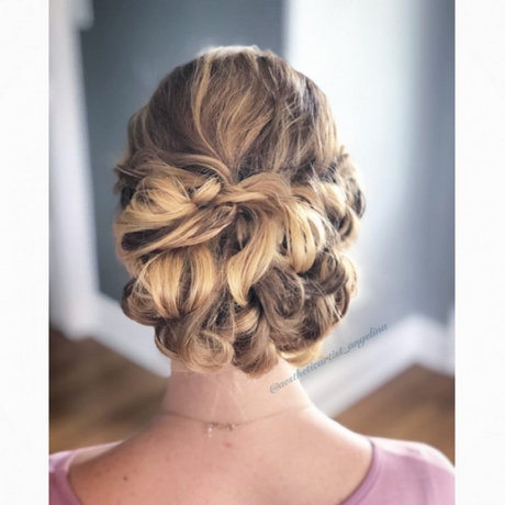 Prom updo hairstyles 2019 prom-updo-hairstyles-2019-36_14