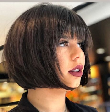 Short hairstyles 2019 with bangs short-hairstyles-2019-with-bangs-00_13