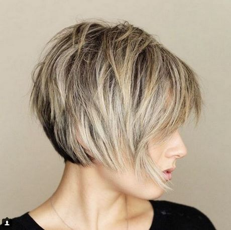 Short hairstyles 2019 with bangs short-hairstyles-2019-with-bangs-00_18