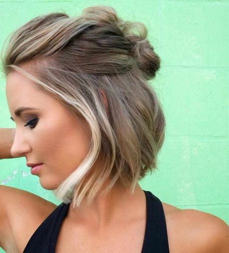 Trendy hairstyles for round faces 2019 trendy-hairstyles-for-round-faces-2019-43_12