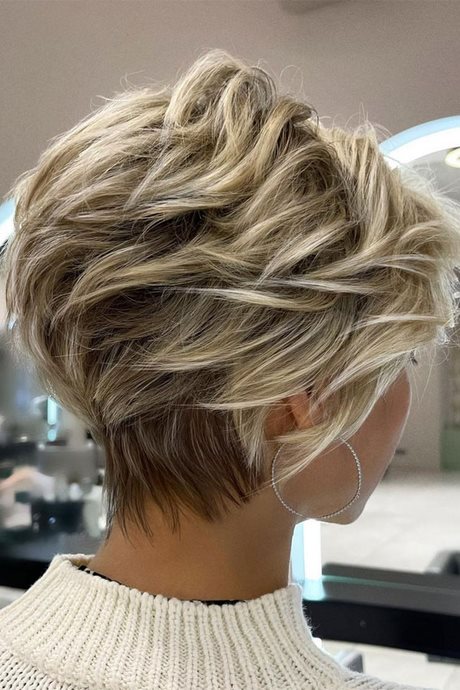 2023 short hairstyles for ladies 2023-short-hairstyles-for-ladies-16_15