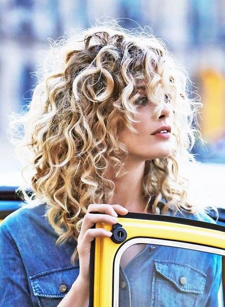Best curly hairstyles 2023 best-curly-hairstyles-2023-30_14