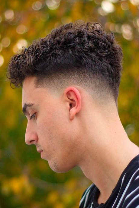 Best haircuts for curly hair 2023 best-haircuts-for-curly-hair-2023-46_2