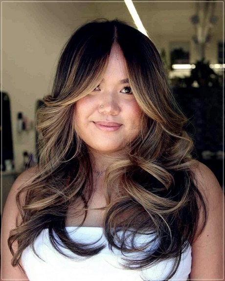 Haircut style for round face 2023 haircut-style-for-round-face-2023-02_9