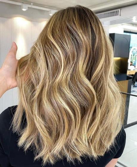 Hairstyles for long blonde hair 2023 hairstyles-for-long-blonde-hair-2023-50