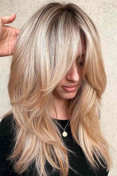 Hairstyles for long blonde hair 2023 hairstyles-for-long-blonde-hair-2023-50_11