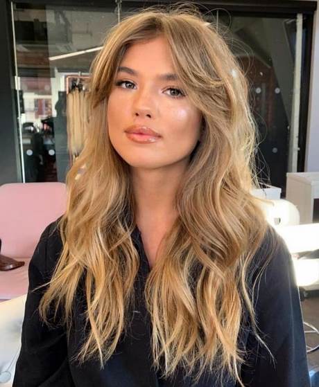 Hairstyles for long hair with fringe 2023 hairstyles-for-long-hair-with-fringe-2023-16