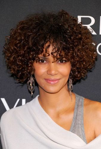 Short curly weave hairstyles 2023 short-curly-weave-hairstyles-2023-32_13