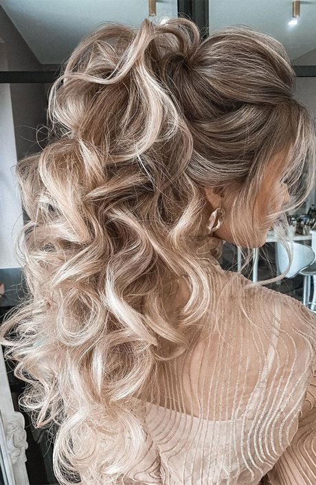 Wedding hairstyles for long hair 2023 wedding-hairstyles-for-long-hair-2023-09_17