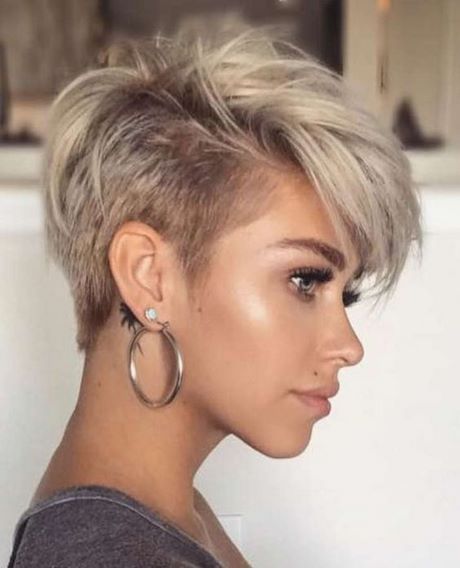 2022 short hairstyles for women over 40 2022-short-hairstyles-for-women-over-40-77_8