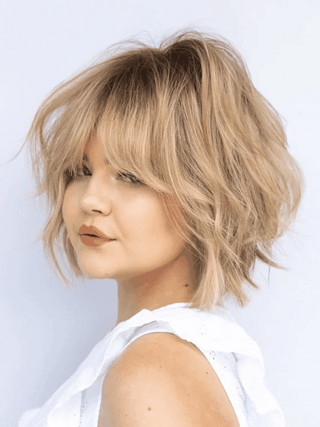 2022 shoulder length hairstyles
