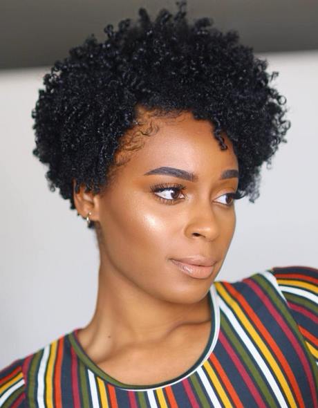 Black short curly hairstyles 2022
