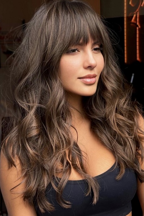 Hairstyles 2022 for long hair